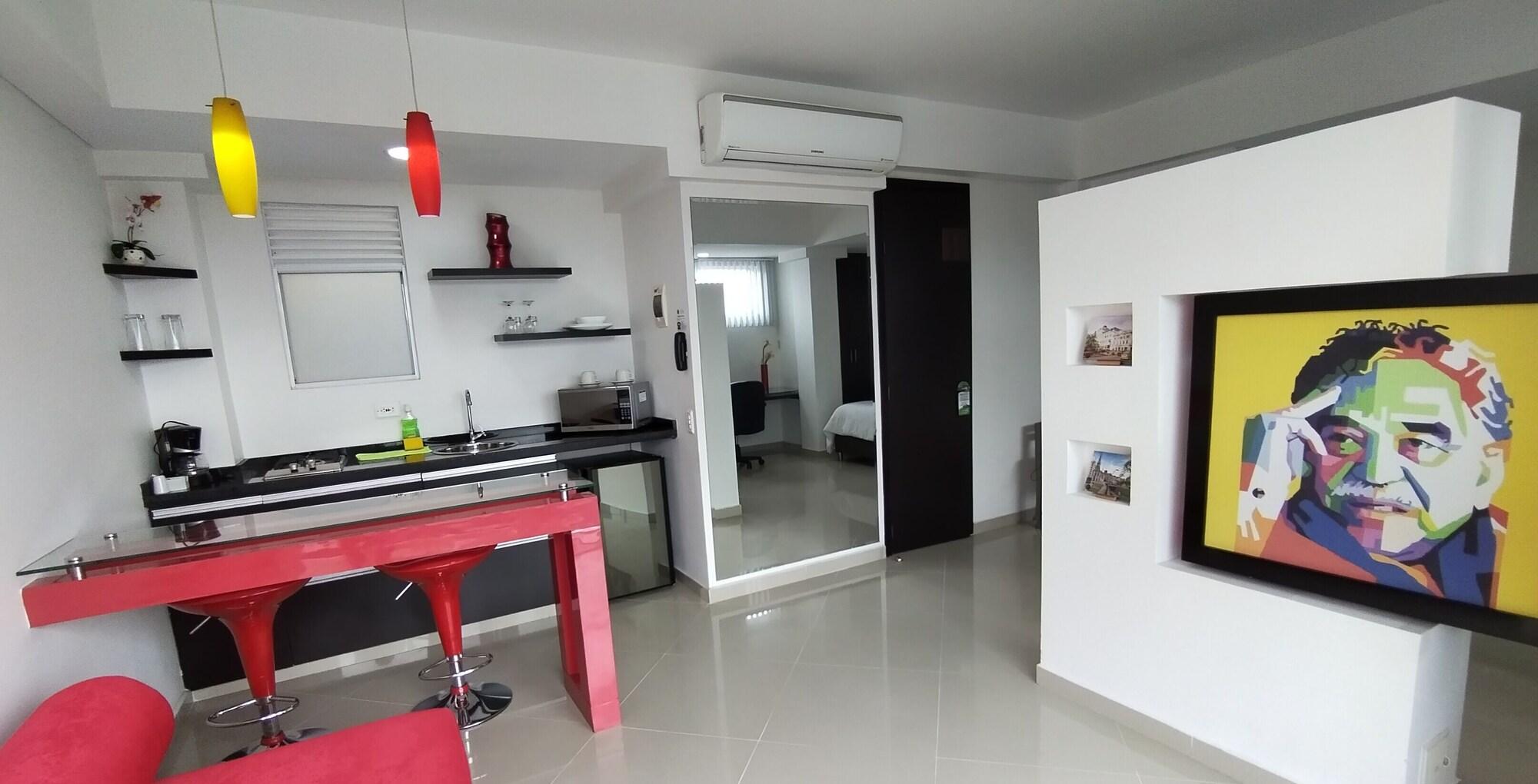Hotel Piaro In Suites Кали Екстериор снимка